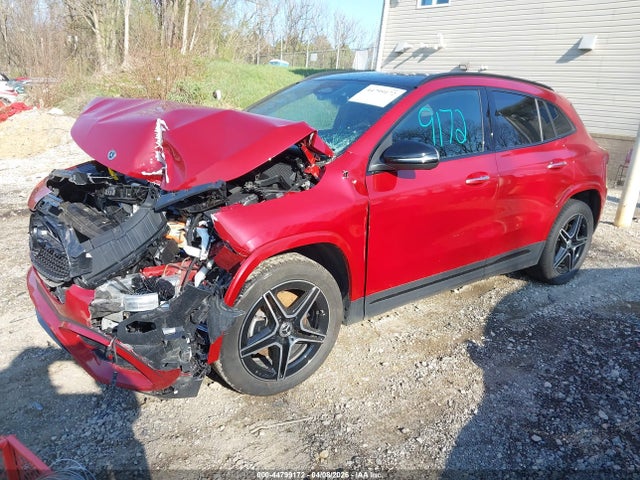 Mercedes-Benz GLA 4matic
