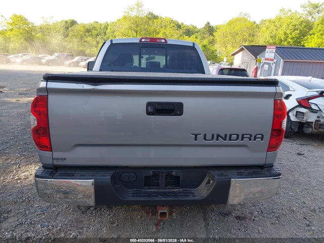 Toyota Tundra Sr5 5.7l V8
