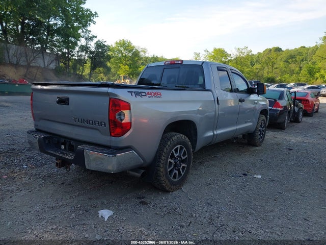 Toyota Tundra Sr5 5.7l V8