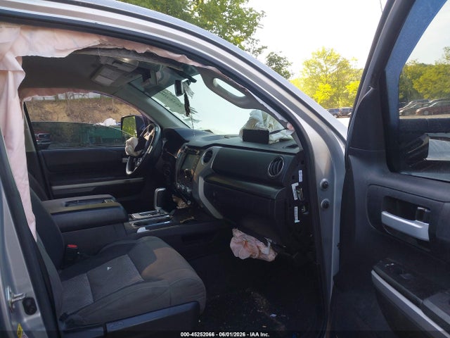 Toyota Tundra Sr5 5.7l V8