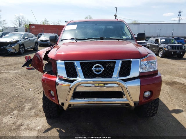 Nissan Titan Sv