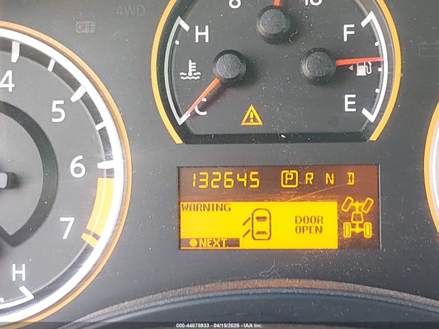 Nissan Titan Sv