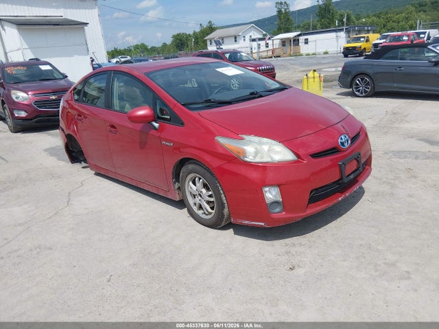 Salvage Toyota Prius Image