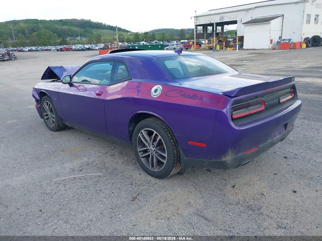 Dodge Challenger Gt Awd