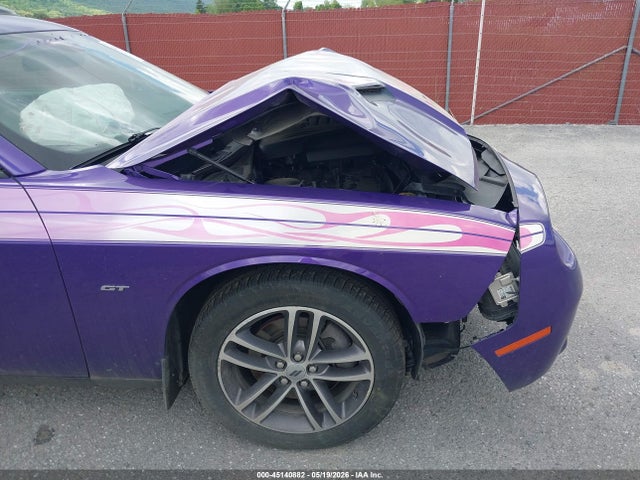 Dodge Challenger Gt Awd