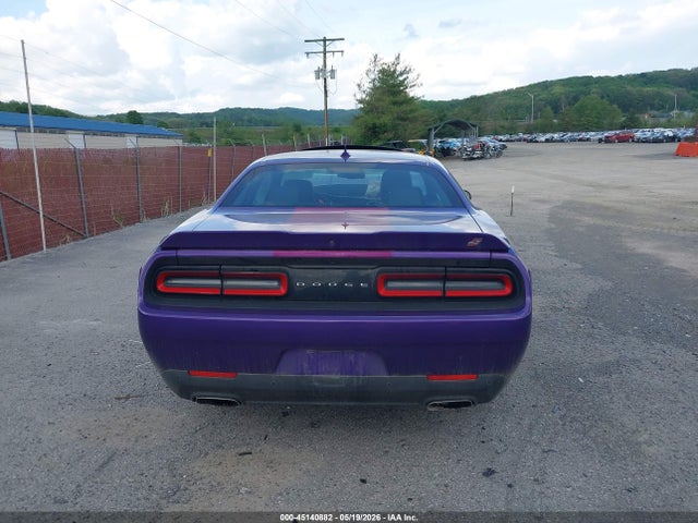 Dodge Challenger Gt Awd