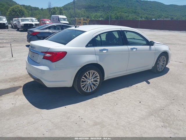Chrysler 200 Limited