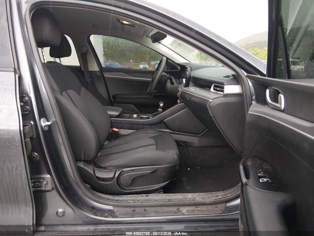 Kia K5 Lxs