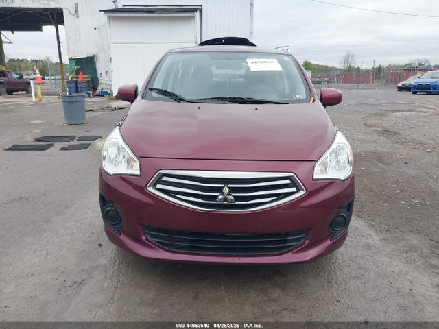 Mitsubishi Mirage Es
