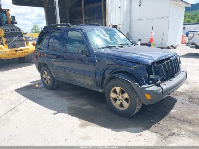 Salvage Jeep Liberty Image