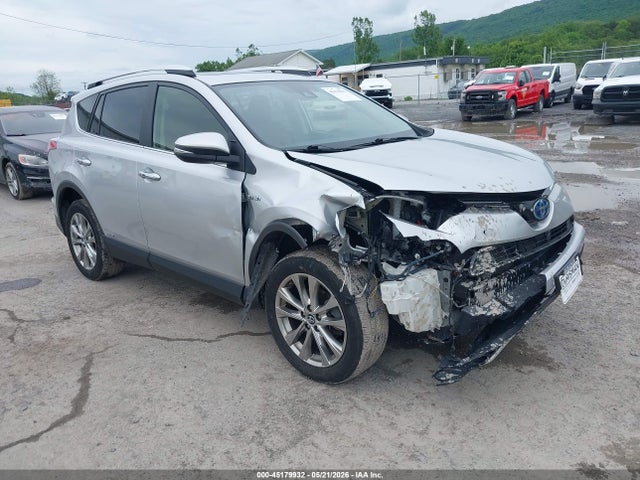 Salvage Toyota RAV4 Image