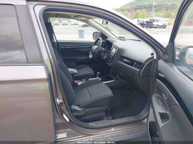 Mitsubishi Outlander Es