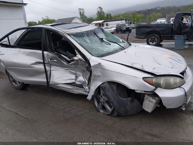 Toyota Camry Se V6