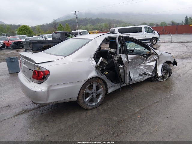 Toyota Camry Se V6