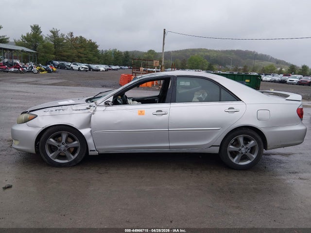 Toyota Camry Se V6