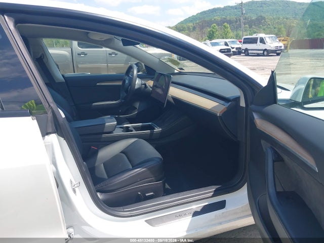Tesla Model 3 Long Range