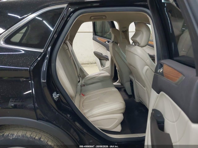 Lincoln MKC Select