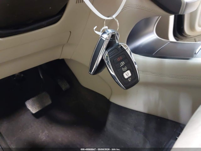 Lincoln MKC Select