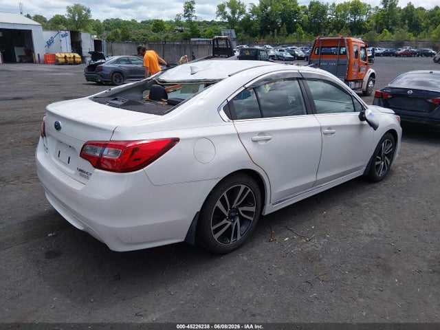 Subaru Legacy 2.5i Sport