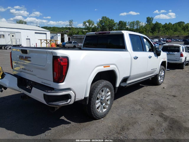 General Motors Sierra 2500HD 4wd  Standard Bed Denali