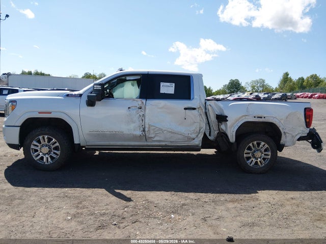 General Motors Sierra 2500HD 4wd  Standard Bed Denali