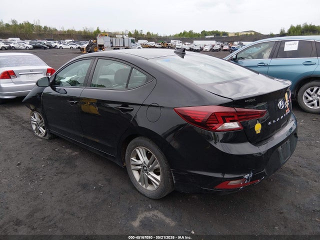 Hyundai ELANTRA Value Edition