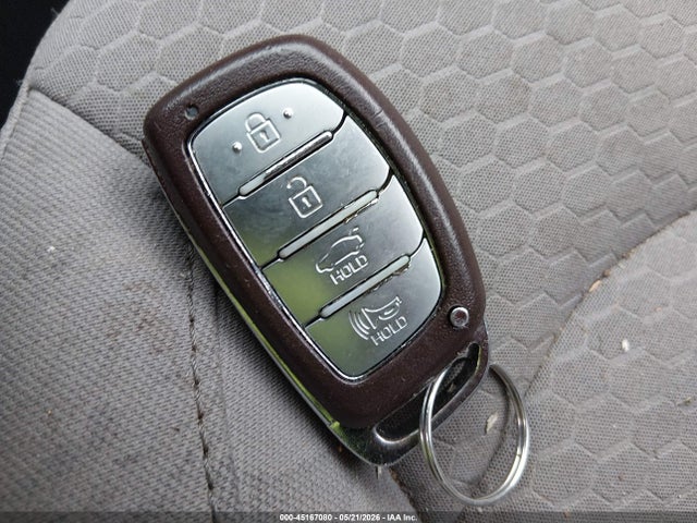 Hyundai ELANTRA Value Edition