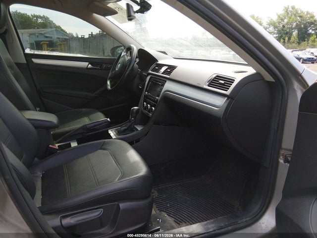 Volkswagen Passat 2.5l Se
