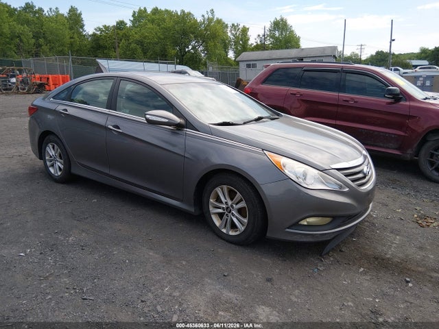Salvage Hyundai SONATA Image
