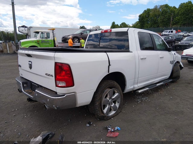 Ram 1500 Big Horn  4x4 5'7 Box