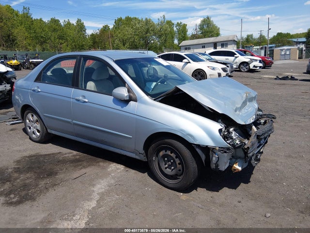 Salvage Kia Spectra Image
