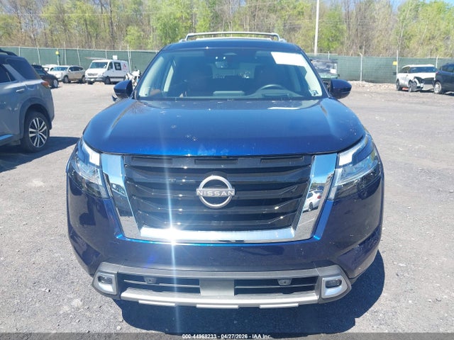 Nissan Pathfinder Platinum 4wd