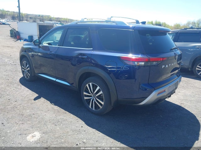 Nissan Pathfinder Platinum 4wd
