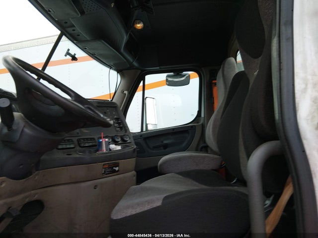 Freightliner Cascadia 113
