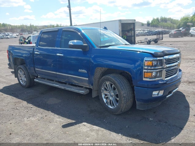 Salvage Chevrolet Silverado 1500 Image