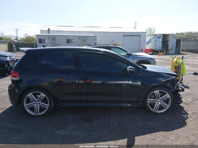 Volkswagen Golf 2-door