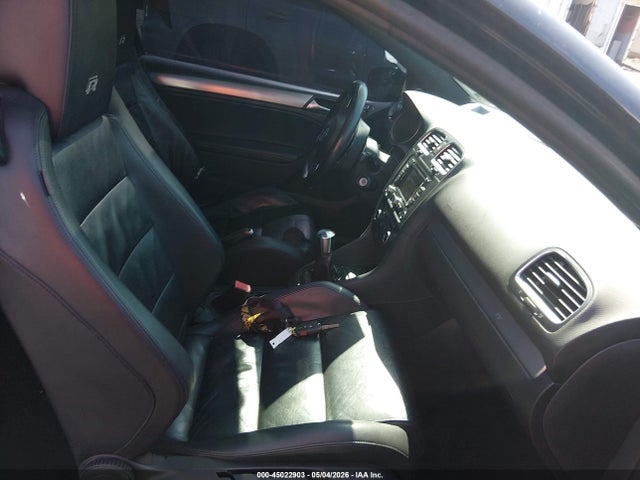 Volkswagen Golf 2-door