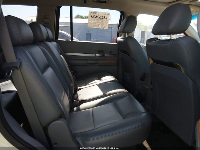 Chrysler Aspen Limited