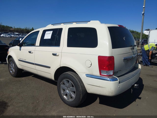 Chrysler Aspen Limited