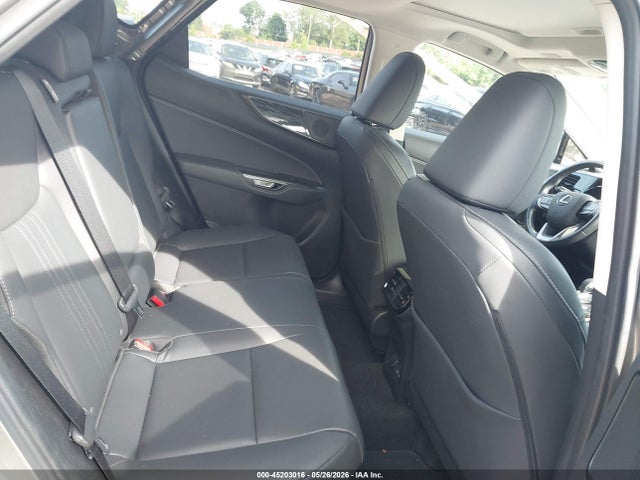 Lexus NX Premium