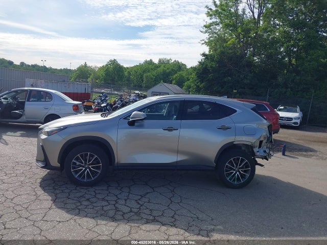 Lexus NX Premium