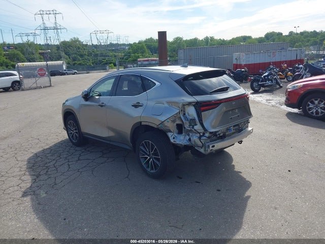 Lexus NX Premium