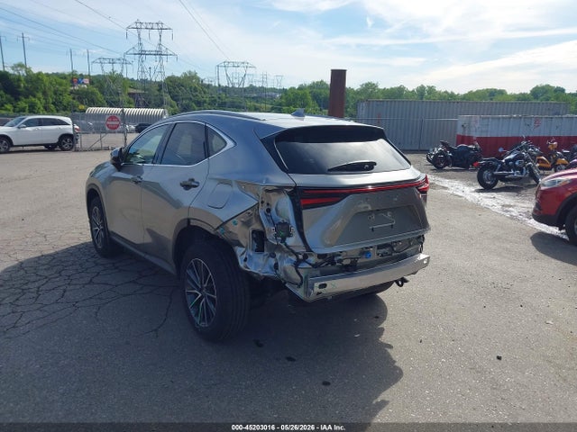 Lexus NX Premium