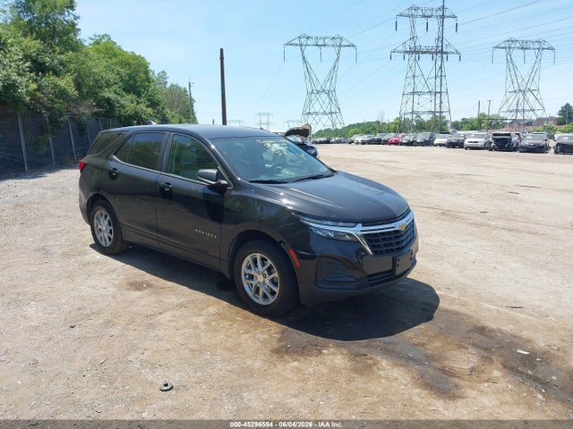 Salvage Chevrolet Equinox Image