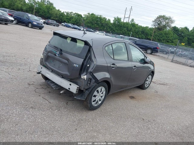 Toyota Prius c Two