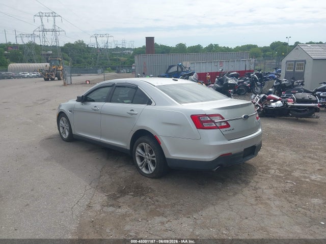 Ford Taurus Sel