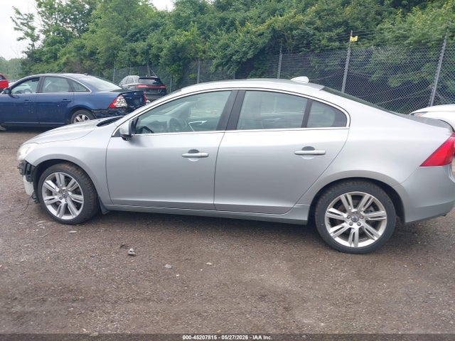 Volvo S60 T6
