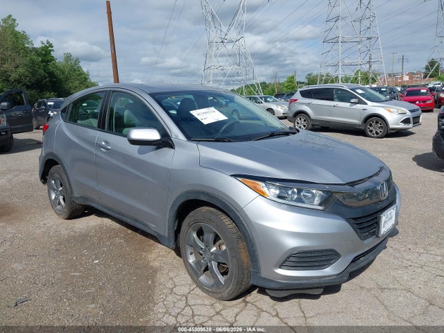 Salvage Honda HR-V Image