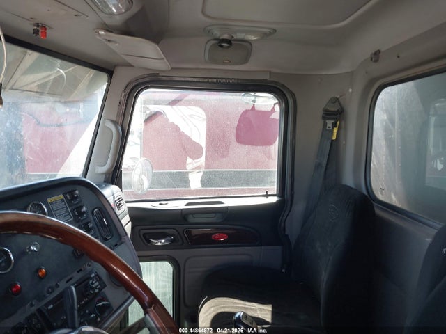 Peterbilt 365