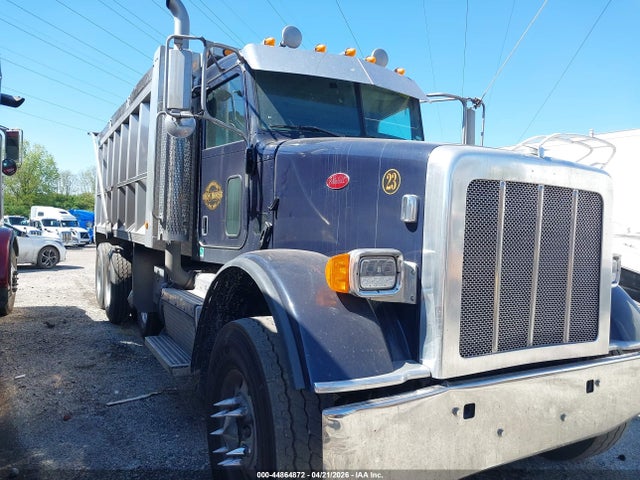 Salvage Peterbilt 365 Image